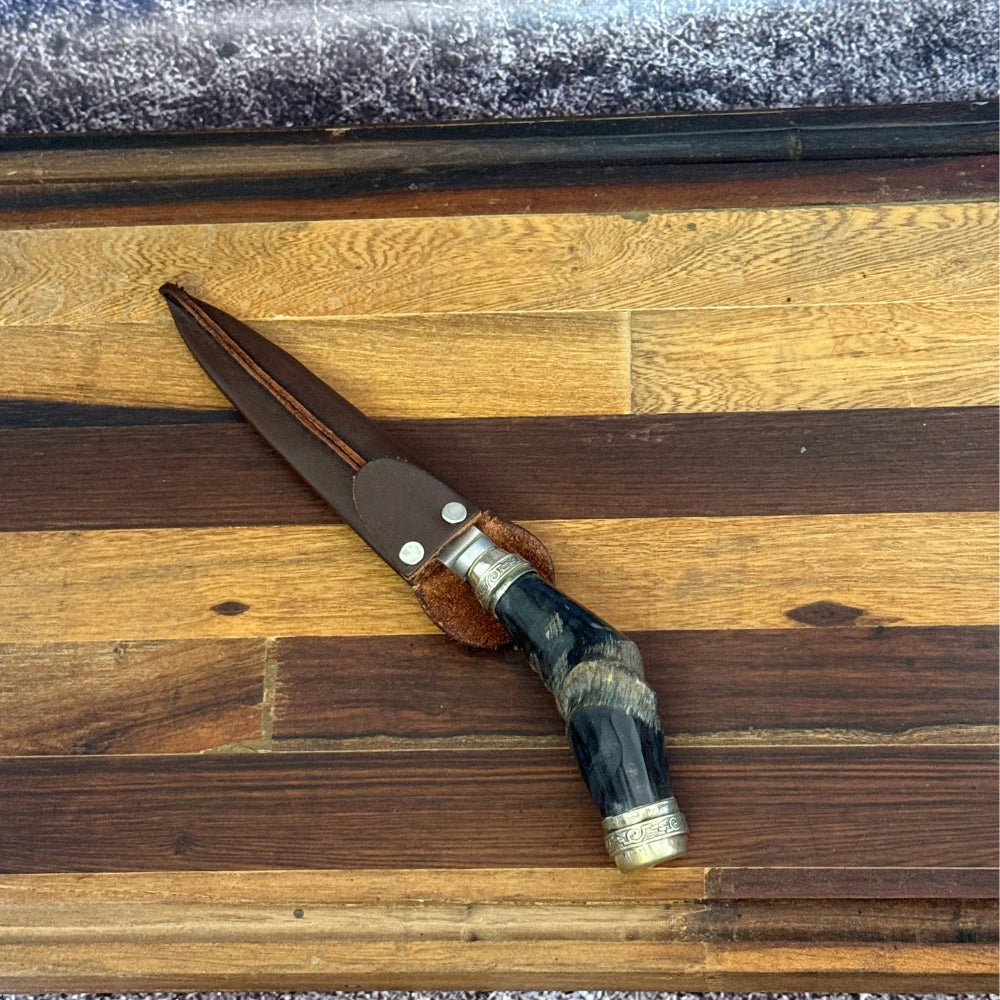 Cuchillo · Antílope y Alpaca