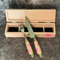 Set de Mesa Premium · Madera Natural Floral Rosa